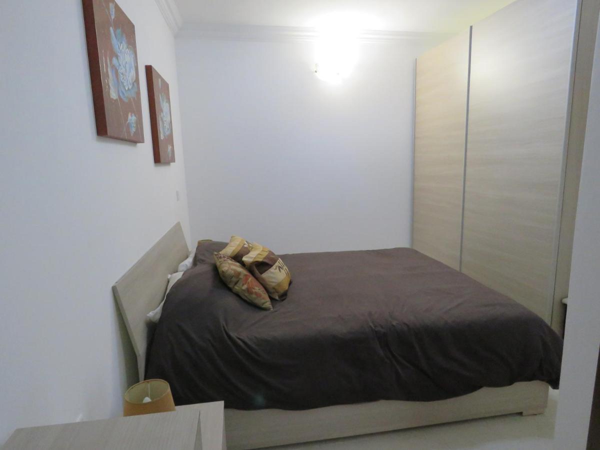 Aquamarine Sea Front Apartments - Second Floor Марсаскала Екстериор снимка
