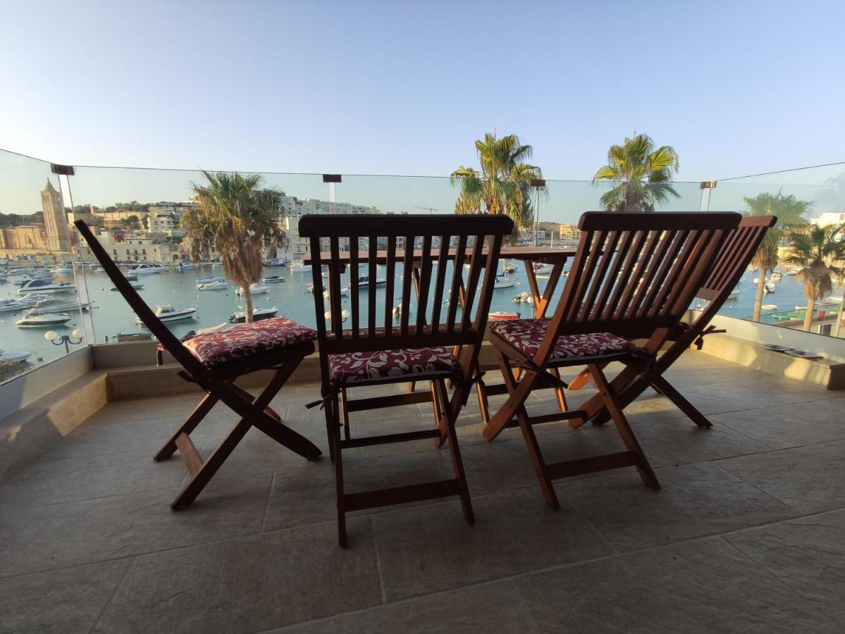 Aquamarine Sea Front Apartments - Second Floor Марсаскала Екстериор снимка